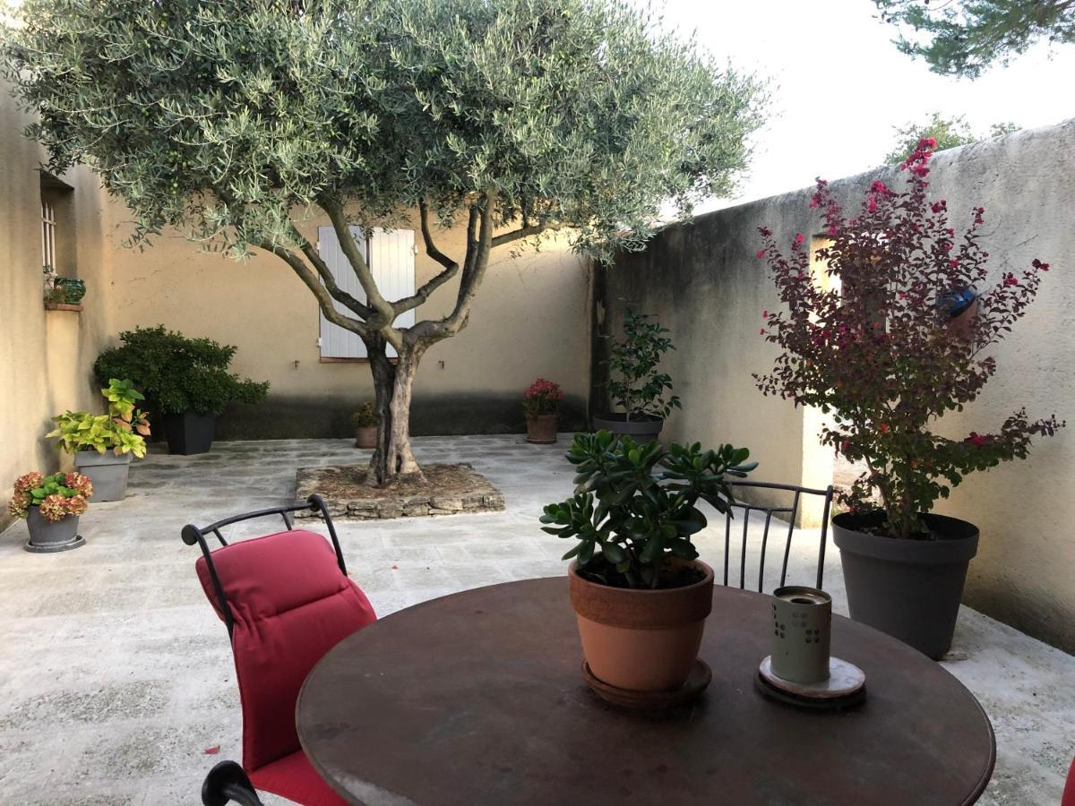 Villa Dans Le Luberon A 2 Km De Lourmarin Lauris ภายนอก รูปภาพ