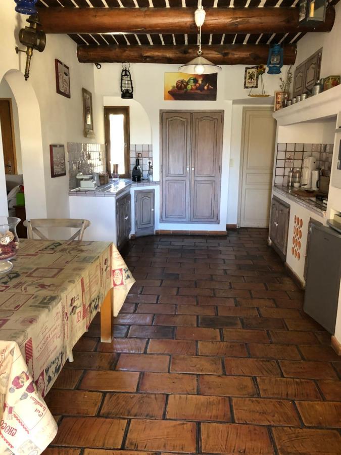Villa Dans Le Luberon A 2 Km De Lourmarin Lauris ภายนอก รูปภาพ